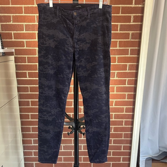 J Brand Super Skinny Twilight Purple Camo Pants Size 32 – Velvet Soft Stretchy - Picture 4 of 10